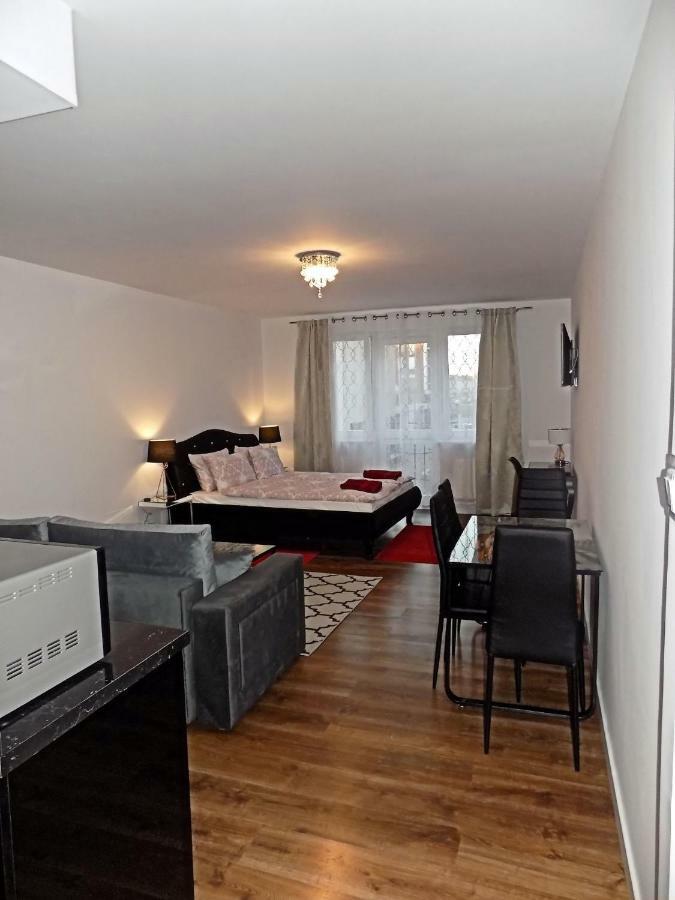 Apartament Mona Starowka-Old Town Apartment Elblag Luaran gambar